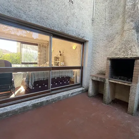 Spacious House - Close To The Beach